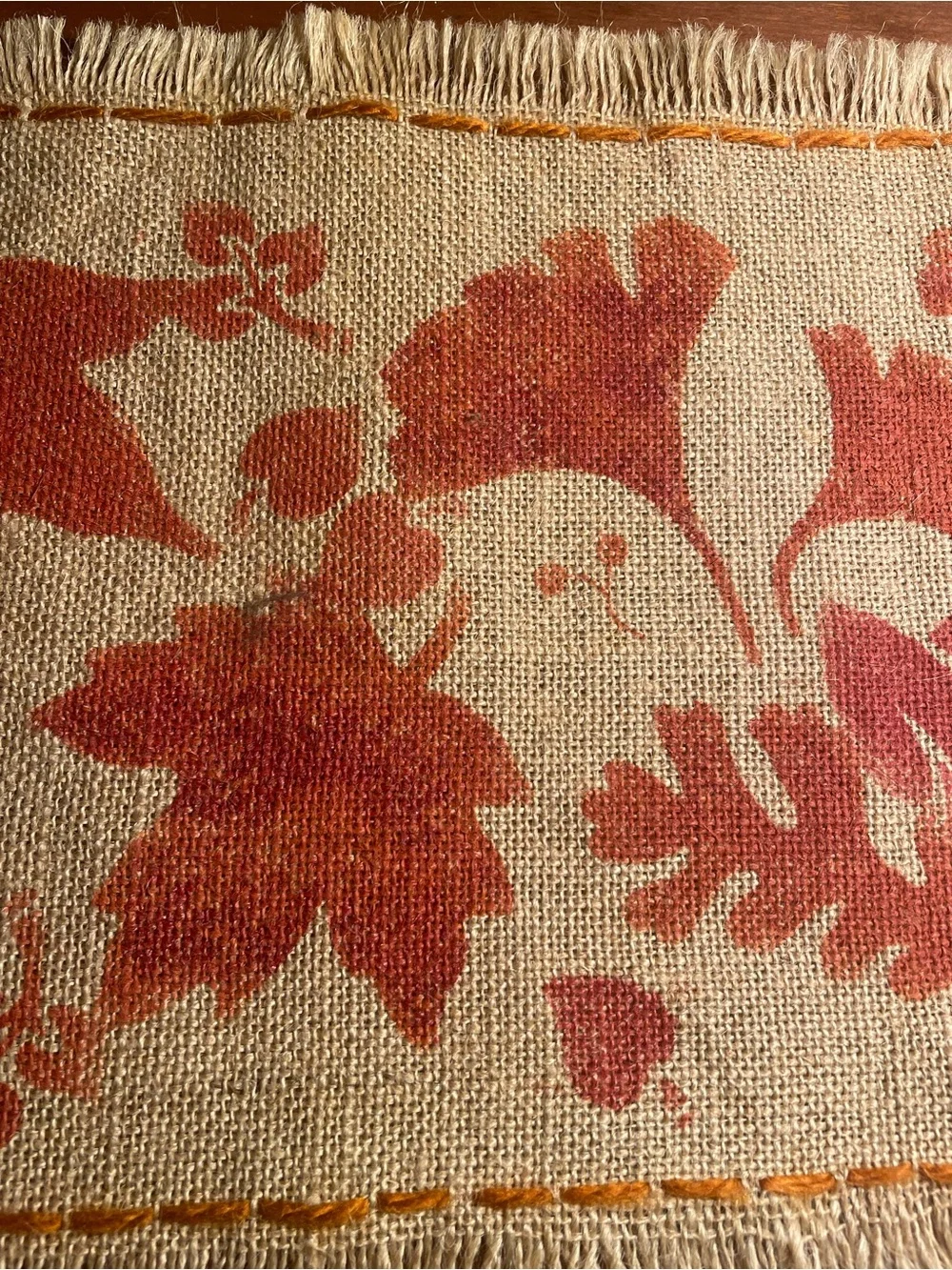 N/A beige burlap